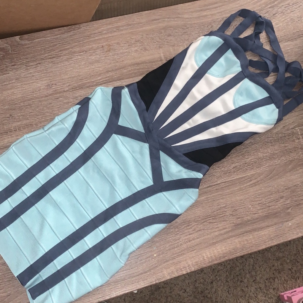 Women’s dress